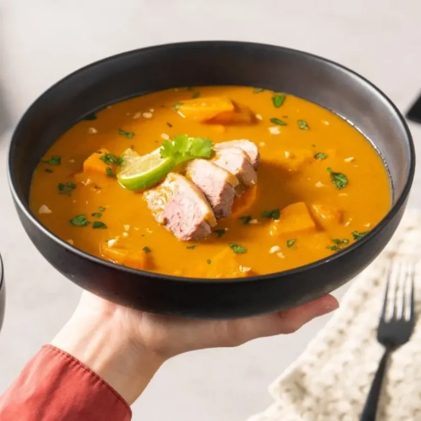 Expres Menu Massaman kari s kachním masem