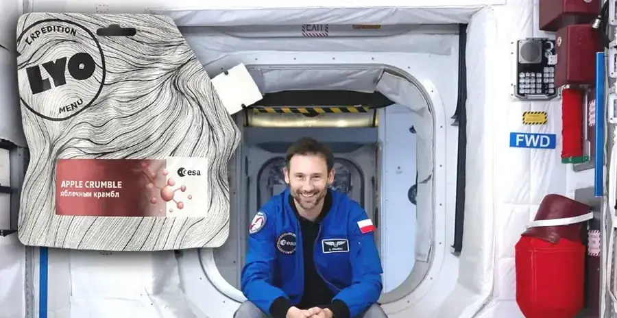 Sławosz Uznański-Wiśniewski s jídlem lyofood