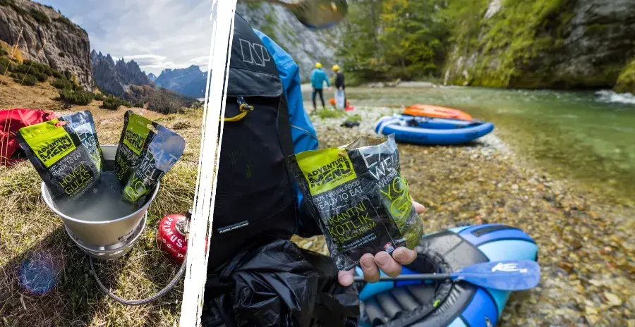 kánoista na břehu řeky ohřívá sáček s hotovým mre jídlem v horké lázni na vařiči
